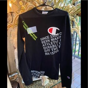 Champion Logo Black Long Sleeve Tee XS